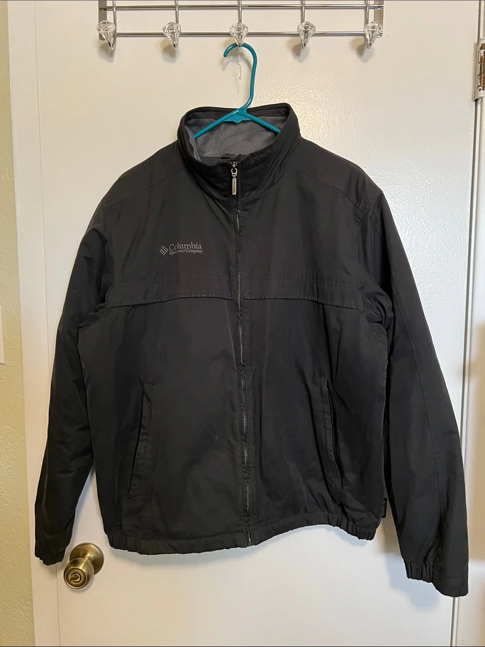 Columbia Black Lightweight Full-Zip Shirt Jacket
